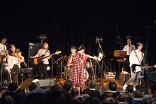 「原田珠々華 ワンマンライブ～BAND SET～ 『ハジマリのオト』」の様子。