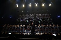 きゃりーぱみゅぱみゅとけやき坂46。（Photo by TEAM LIGHTSOME）