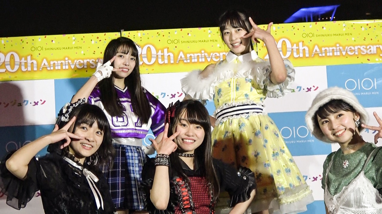 ロッカジャポニカ「MUGEN」のリリース記念イベントの様子。（写真提供：キングレコード）