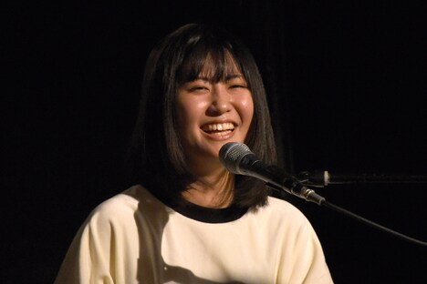 番匠谷紗衣「レコ発弾き語り東名阪ツアー『未完全でも』」東京・渋谷La.mama公演の様子。