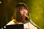 番匠谷紗衣「レコ発弾き語り東名阪ツアー『未完全でも』」東京・渋谷La.mama公演の様子。