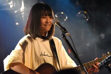 番匠谷紗衣「レコ発弾き語り東名阪ツアー『未完全でも』」東京・渋谷La.mama公演の様子。