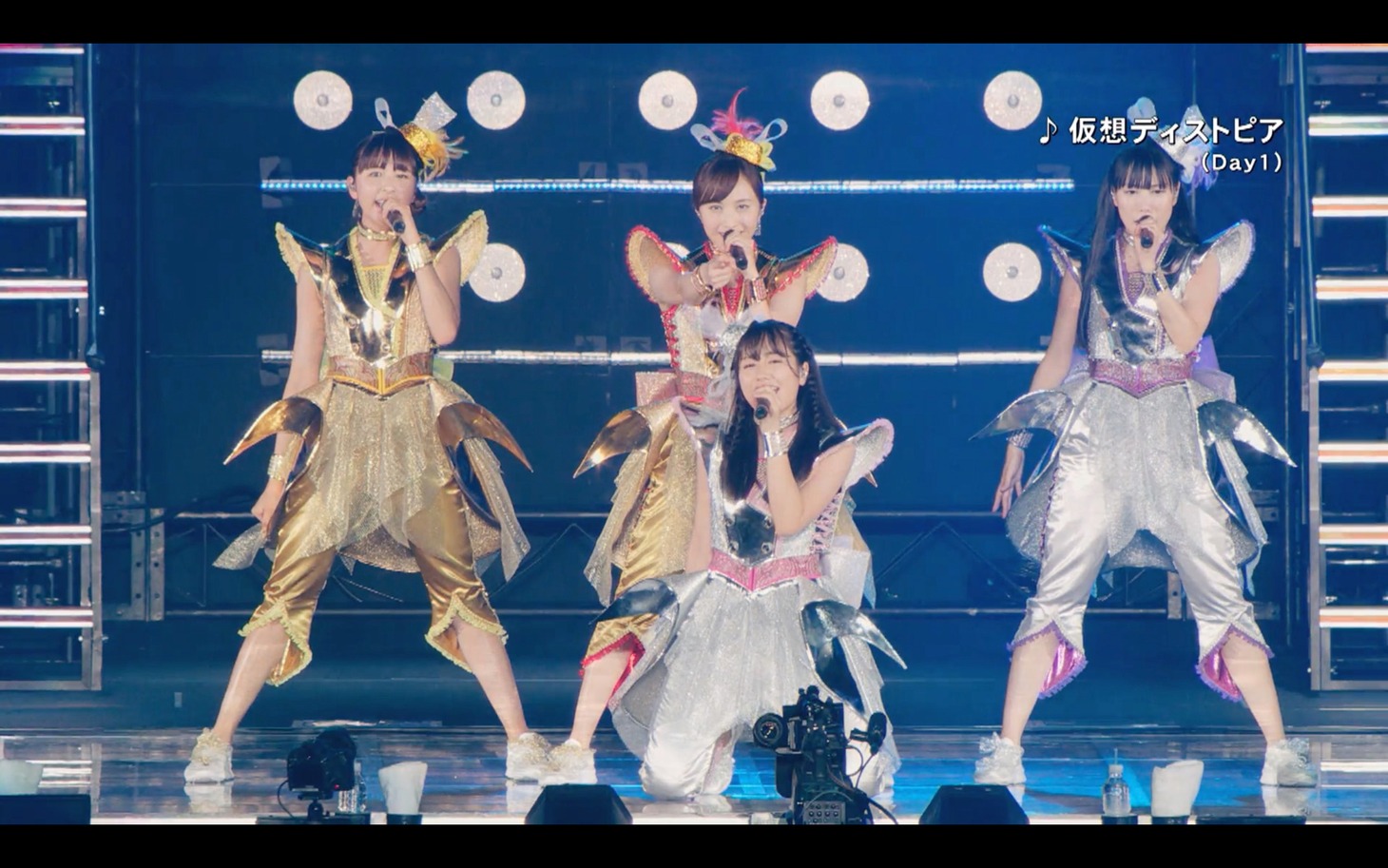 「『ももいろクローバーZ 10th Anniversary The Diamond Four -in 桃響導夢-』 Trailer from 5TH DIMENSION」のワンシーン。