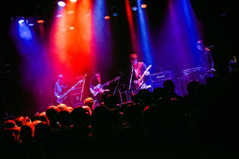 Lillies and Remains（Photo by Daisuke Miyashita）