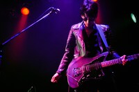 Tom Takanashi（G / PLASTICZOOMS）（Photo by Daisuke Miyashita）