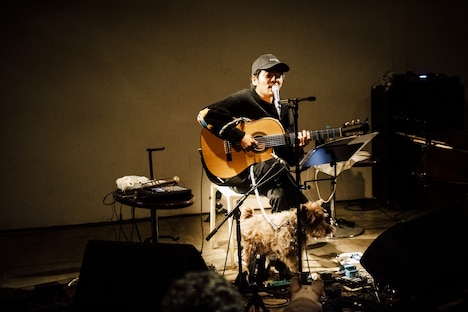 「犬たちのためのコンサート」の様子。（撮影：タイコウクニヨシ）