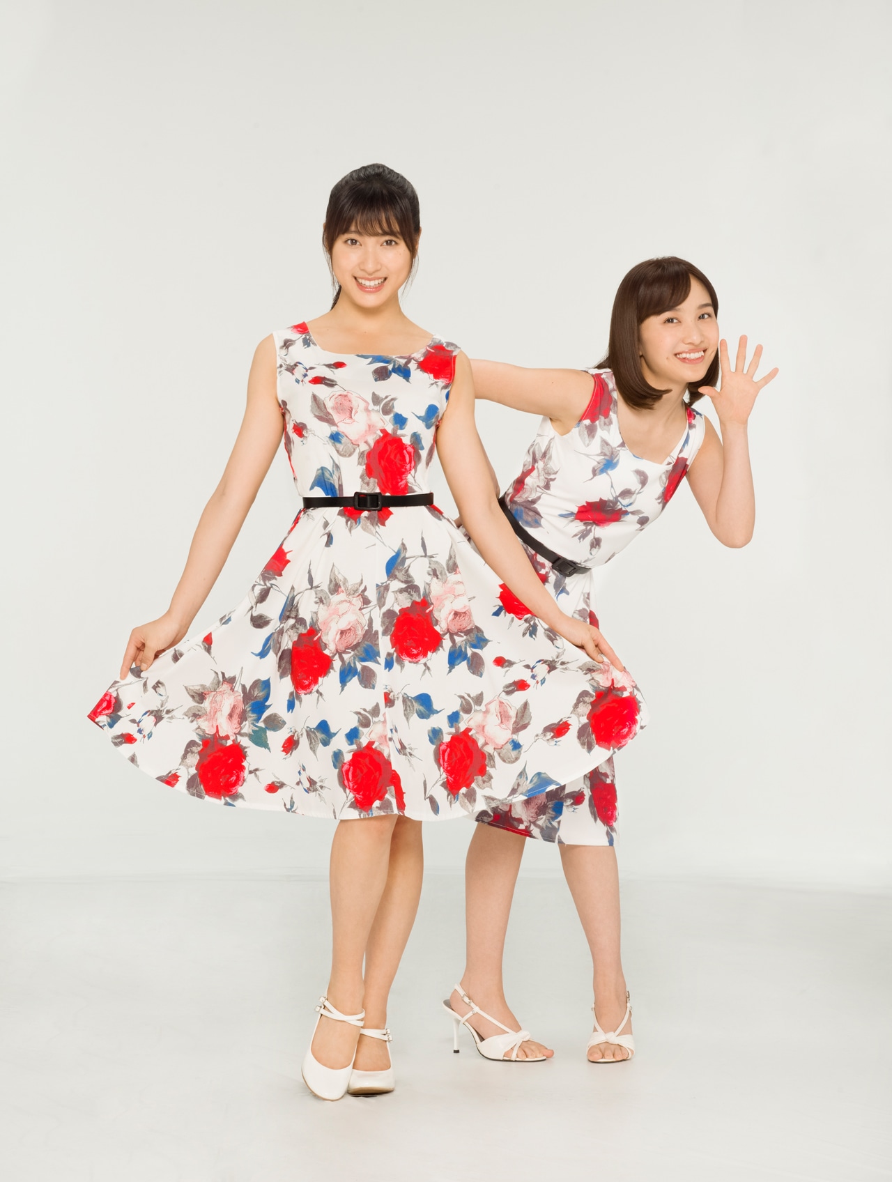 左から土屋太鳳、百田夏菜子。(c)読売テレビ