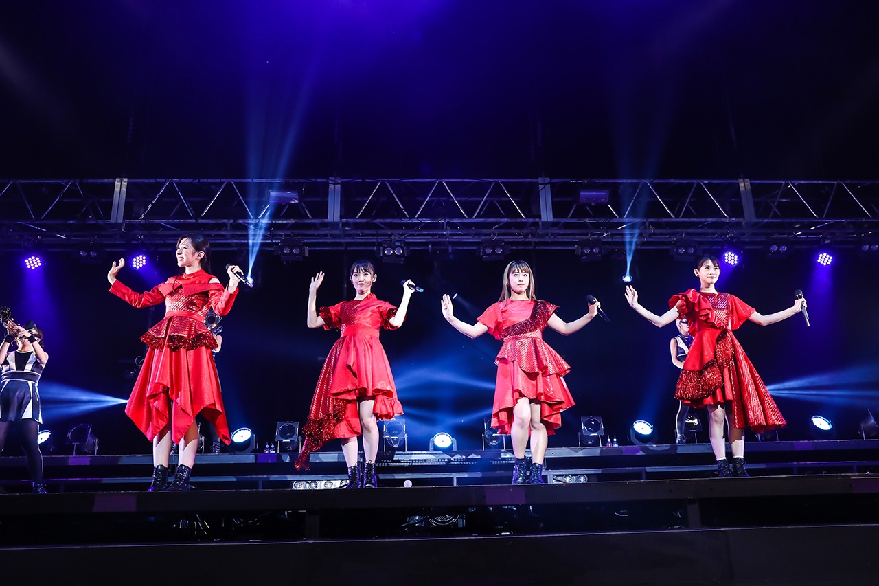 TEAM SHACHI「出張！冬の台場クリスマスライブ～全速前進 聖なる本編～」の様子。