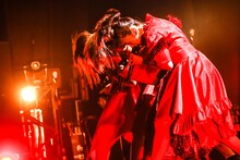 TEAM SHACHI「出張！冬の台場クリスマスライブ～全速前進 聖なる本編～」の様子。