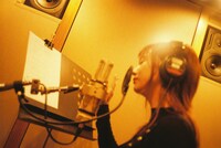 「CHIAKI ITO EXHIBITION "New Beginnings"」展示写真