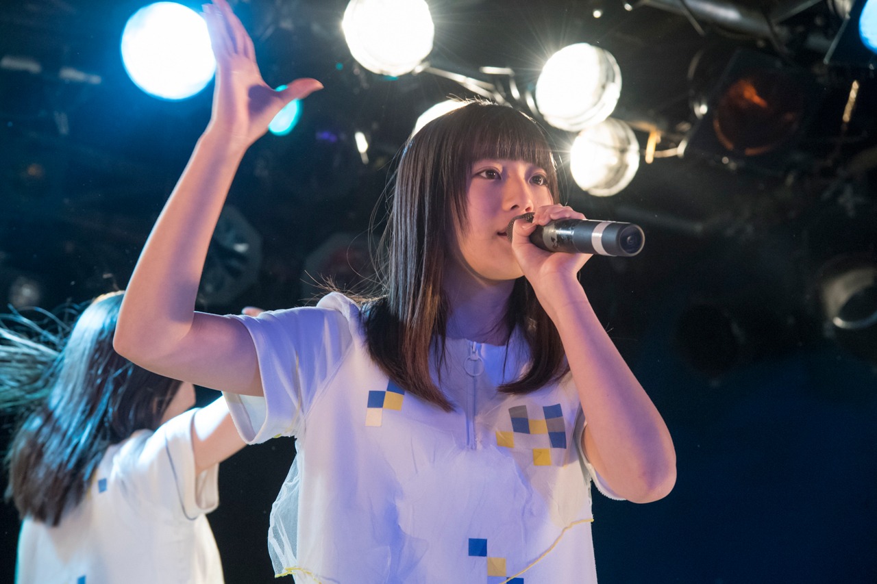 山崎愛