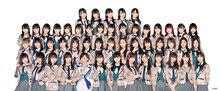 HKT48。4列目の右から2番目が松田祐実。