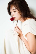 「伊藤千晃ミュージックフォトブック 『New Beginnings』」特典ポストカード