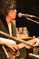 斉藤和義（撮影：前田美里）