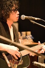 斉藤和義（撮影：前田美里）