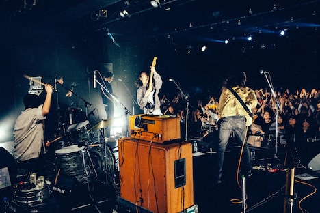 「DYGL 2018 December Tour」東京・LIQUIDROOM公演の様子。（Photo by ERINA UEMURA）