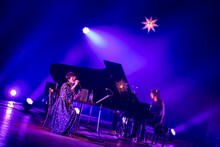 「a brand new concert issue " minima " - ミニマ - Salyu × 小林武史 vol.4」東京・かつしかシンフォニーヒルズ モーツァルトホール公演の様子。（Photo by Taku Fujii）