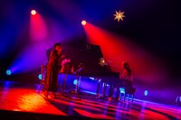 「a brand new concert issue " minima " - ミニマ - Salyu × 小林武史 vol.4」東京・かつしかシンフォニーヒルズ モーツァルトホール公演の様子。（Photo by Taku Fujii）