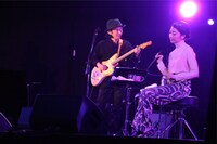 「持田香織Premiun Christmas Dinner Show 2018」の様子。（写真提供：エイベックス・グループ）
