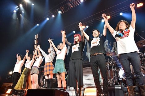 「鈴木愛理 LIVE TOUR 2018 "PARALLEL DATE"」最終公演の様子。