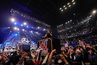 ラストアイドルによるデビュー1周年記念コンサートの様子。（Photo by Yoshifumi Shimizu）