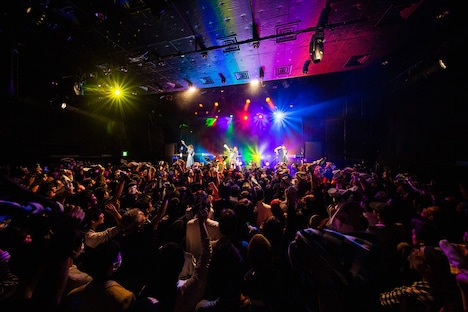 「ONEPIXCEL 3rd Anniversary Live 2018」の様子。（撮影：山川哲矢）