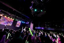 「Dorothy Little Happy Live 2018～Thank you, our story～」の様子。（写真提供：株式会社オブジェクト）