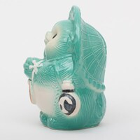 左から見た夢たぬき。