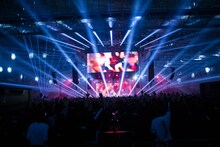 BiSH「BRiNG iCiNG SHiT HORSE TOUR FiNAL "THE NUDE"」の様子。（撮影：外林健太）