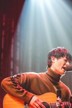 尾崎裕哉（撮影：鈴木友莉）