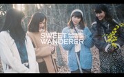 ももいろクローバーZ「Sweet Wanderer」ミュージックビデオのワンシーン。