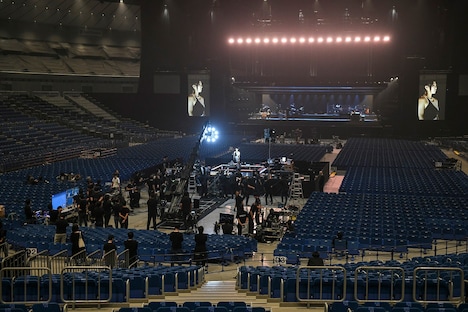 「Hikaru Utada Laughter in the Dark Tour 2018 - “光” & “誓い” - VR」撮影時の様子。