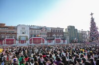 超特急のスペシャルライブが行われたグラマシーパーク。（撮影：米山三郎）