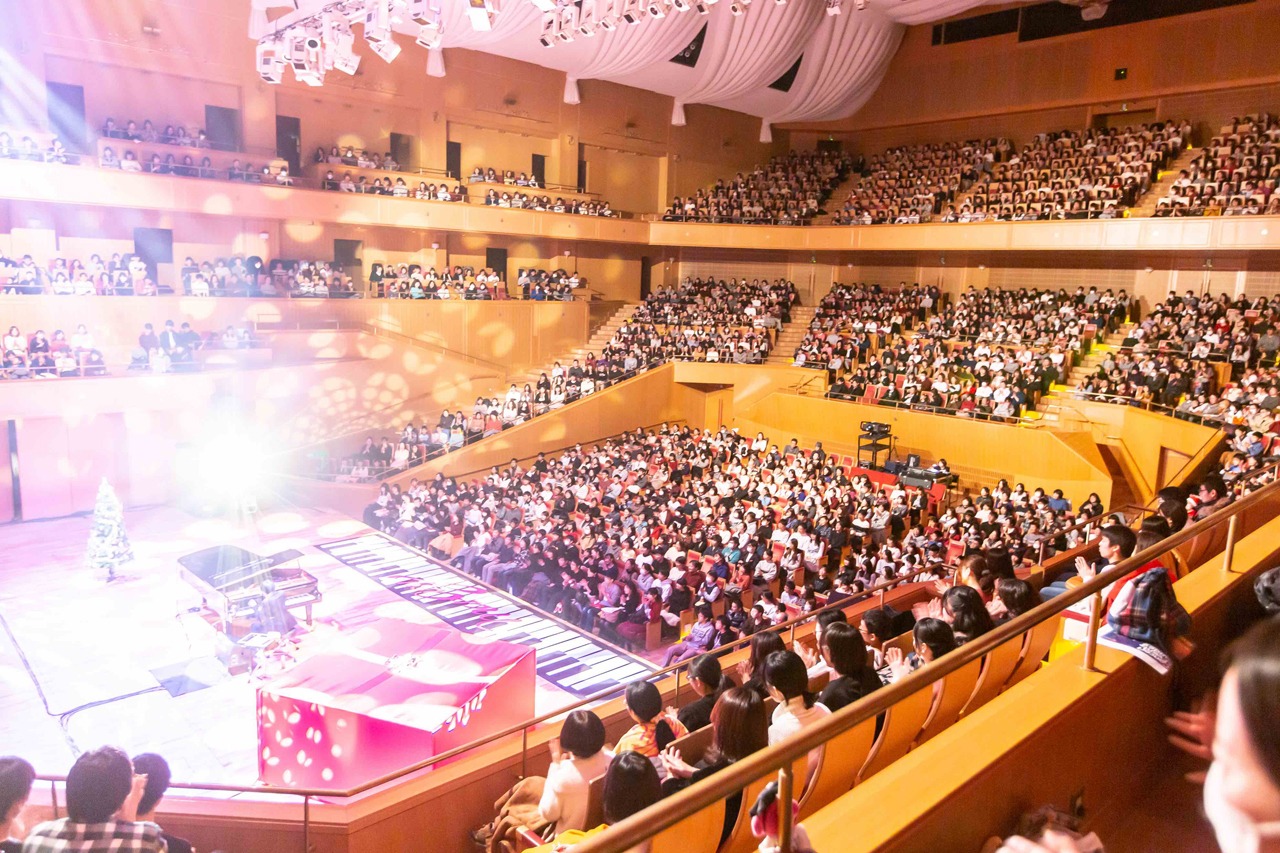 まらしぃ「marasy piano live tour 2018 後夜祭 ～X'mas special in nagoya～」の様子。