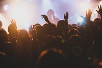 「ア・ル・カ・ラ ワンマンライブ『そう BOY NEXT DOOR きたか』」の様子。