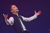 KREVA（写真提供：ビクターエンタテインメント）