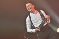 KREVA（写真提供：ビクターエンタテインメント）