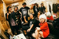 「ア・ル・カ・ラ ワンマンライブ『そう BOY NEXT DOOR きたか』」の楽屋の様子。