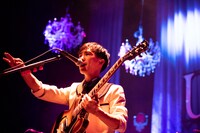 谷川正憲（Vo, G）