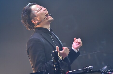 KREVA（写真提供：ビクターエンタテインメント）