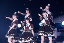 私立恵比寿中学「クリスマス大学芸会 DAY2『ビターフローズンロール』」の様子。