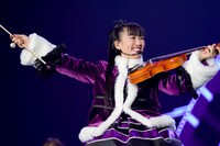 高城れに（Photo by HAJIME KAMIIISAKA＋Z）