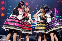 ももいろクローバーZ「ももいろクリスマス2018 DIAMOND PHILHARMONY -The Real Deal-」12月25日公演の様子。（Photo by HAJIME KAMIIISAKA＋Z）