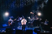 「スカート Major 1st Single「遠い春」リリースツアー“far spring tour 2018”」最終公演の様子。（撮影：廣田達也）