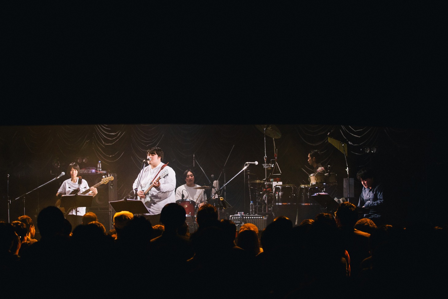 「スカート Major 1st Single「遠い春」リリースツアー“far spring tour 2018”」最終公演の様子。（撮影：廣田達也）