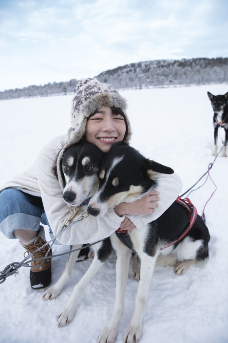 北野日奈子「空気の色」掲載カット（撮影：藤本和典）