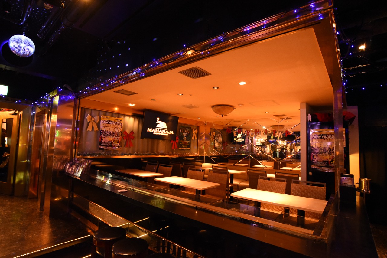 東京・MAHARAJA ROPPONGI店内の様子。