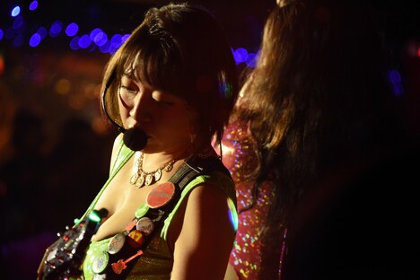 中尊寺まい（Vo, G）