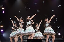 私立恵比寿中学「クリスマス大学芸会2018～スペシャルロイヤルケーキ～」の様子。