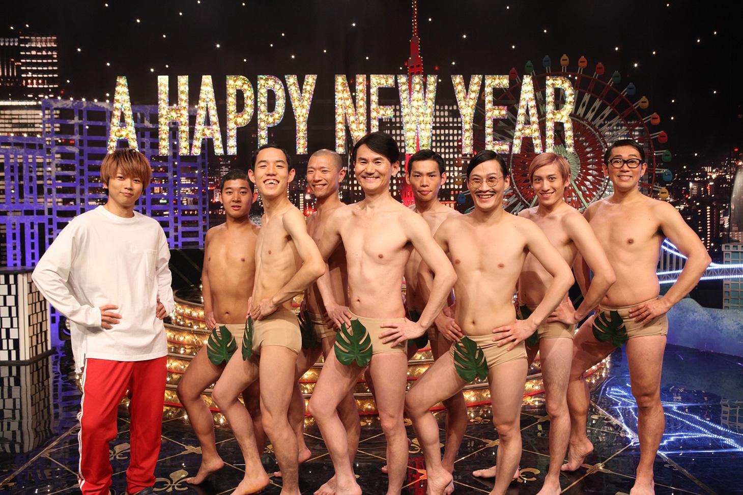 増田貴久（NEWS）とはっぱ隊。(c)フジテレビ